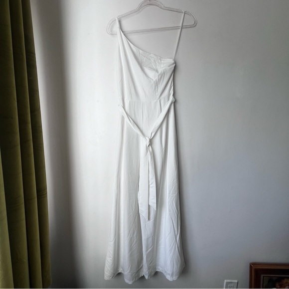 Petal & Pup Leyton White One Shoulder Wide Leg Belted Jumpsuit 4 - Picture 13 of 16